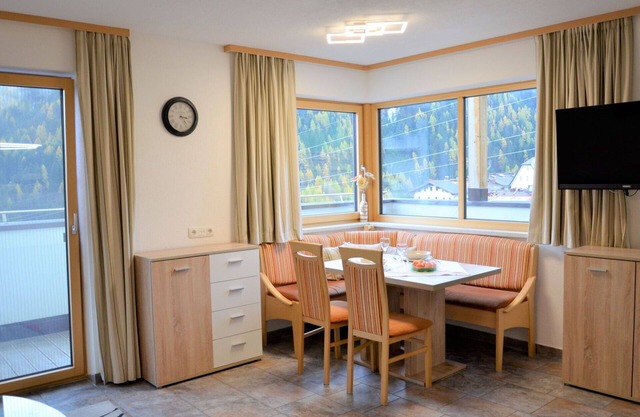 Apartamento en villa con WIFI, TV, balcón, mascotas permitida, vista panorámica, aparcamiento