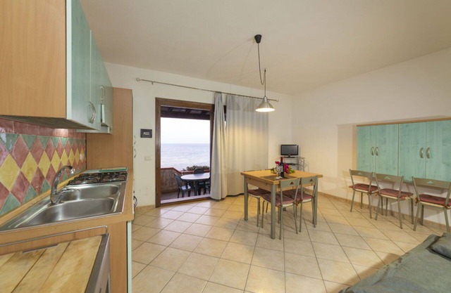 Hermoso apartamento en villa para 8 personas con A/C, TV y aparcamiento