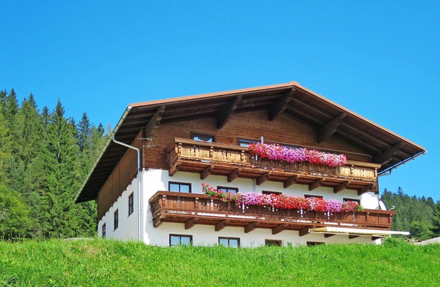 Precioso apartamento en villa con WIFI, patio, mascotas permitida, vista panorámica y aparcamiento