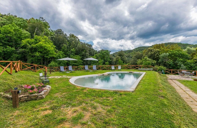 Bonito apartamento en villa con WIFI, A/C, piscina, TV, mascotas permitida y aparcamiento