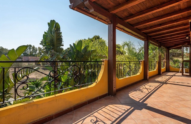 Acogedor apartamento vacacional "Villa Mallus" con vistas a la montaña y balcón