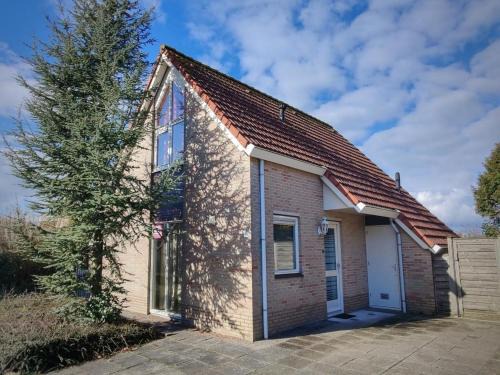 Cosy holiday home with garden