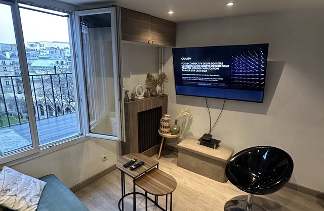 Cosy Studio Paris 8 - Terrace