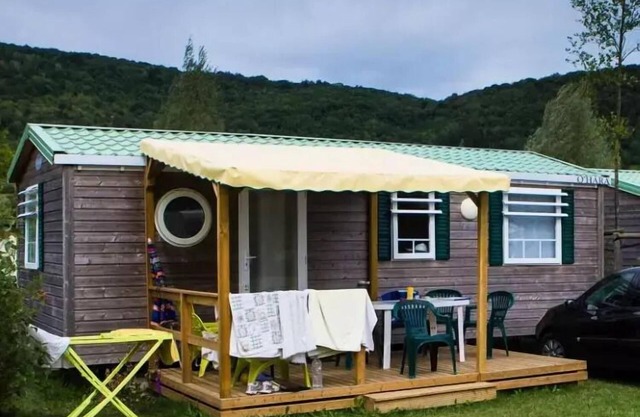 Camping La Roche d'Ully **** - Cottage Carborde 3 Habitaciones 6 Personas