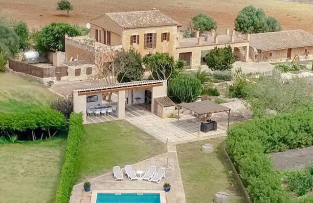 Casita de campo 'Can Coca Des Coll' con vistas a la montaña, piscina privada y Wi-Fi