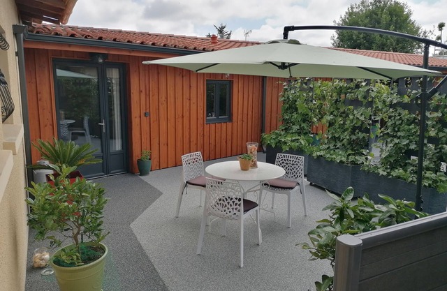 Cottage "Les Cannas" with swimming pool