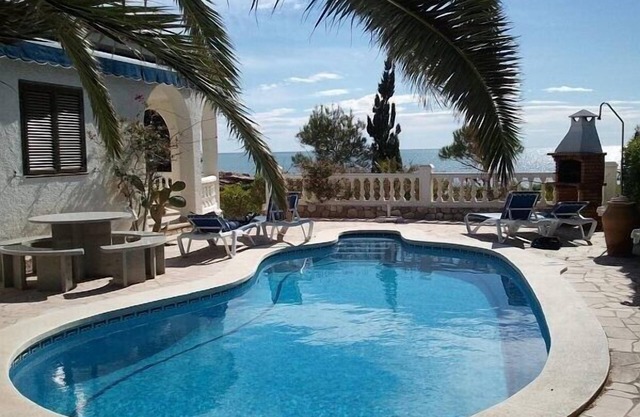 Casa rural en la playa - increíble vista al mar - piscina privada