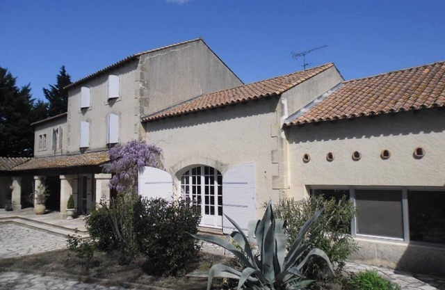 Cottage *** único en el campo cerca de Arles, piscina privada sin vis a vis