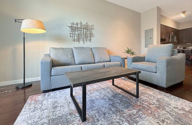 Top Floor Luxury Living, Downtown St. Pete