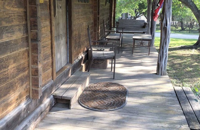 Acentos del país - Lee Cabin