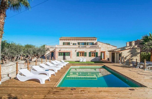 Casa rural 'Can Fusteret' con vistas a la montaña, Wi-Fi y aire acondicionado