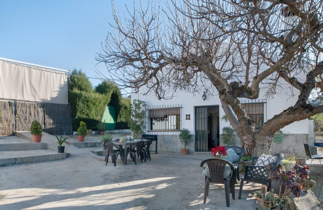 Casa rural 'El Moral' con vistas a la montaña, terraza privada y Wi-Fi
