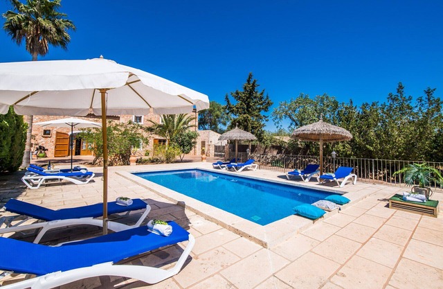 Finca rural en Mallorca Cas Verros con piscina