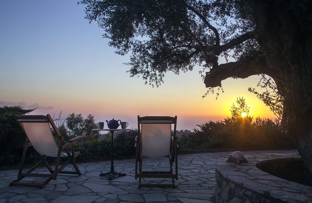 Casa de Campo en olivar con vistas al mar