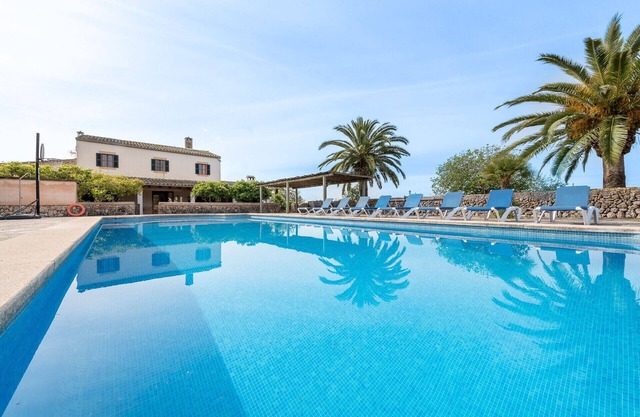 Casa de Campo Son Rossinyol Petit con piscina privada y Wi-Fi