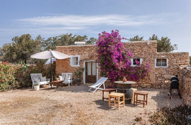 Casita de campo 'Vicent' con terraza y jardín privados