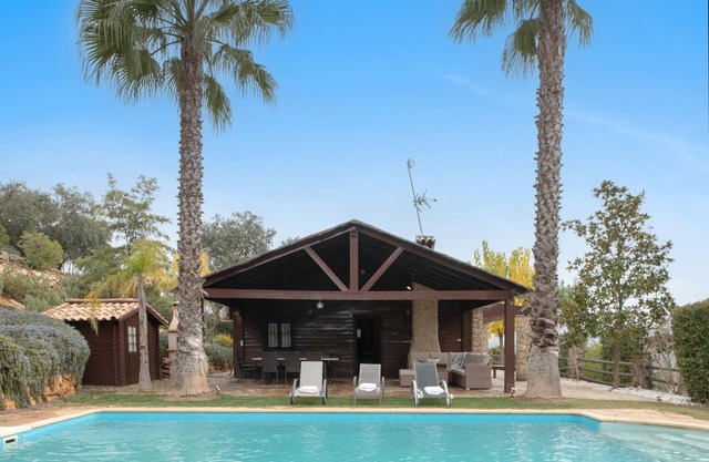 Casa rural 'Villa Ronda' con vistas a la montaña, Wi-Fi y aire acondicionado