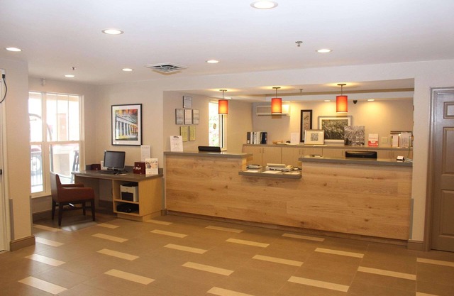 Country Inn & Suites by Radisson, Nashville, TN