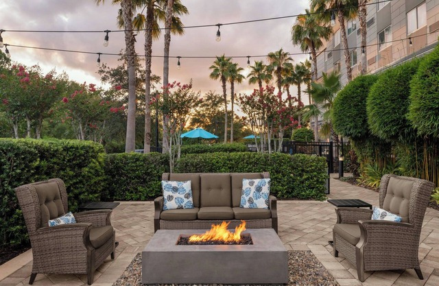 Courtyard by Marriott Orlando South/Grande Lakes Area