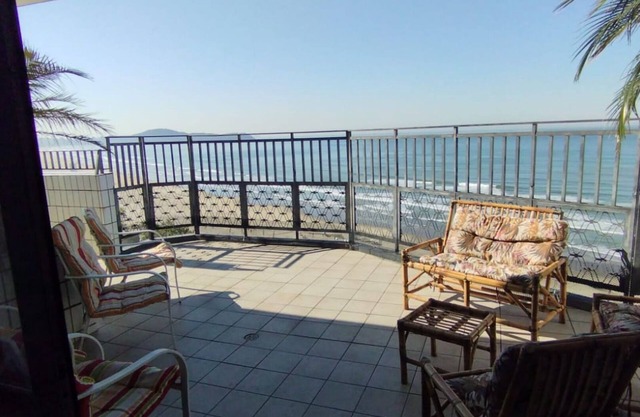 Cobertura frente al mar / piscina privada y barbacoa - 12 personas 3 espacios