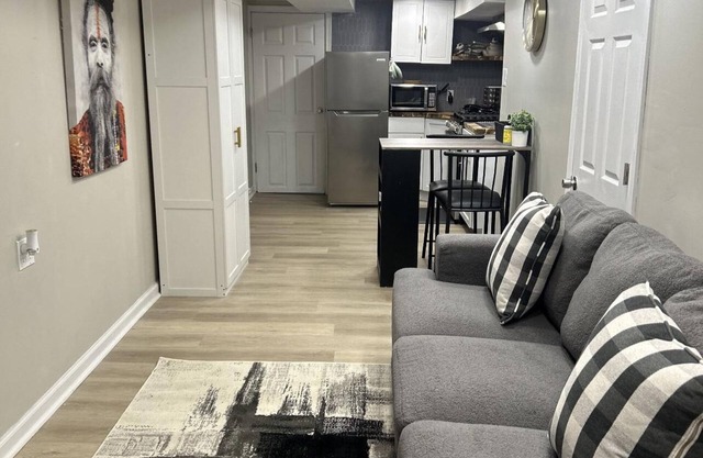 Cozy 1-bd Unit w/ AC and WiFi in delightful Philadelphia15 Mins from PHL Airport