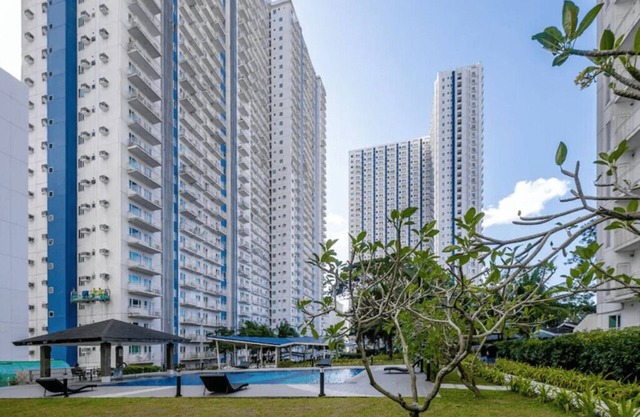 Cozy 1-bedroom condo in Grass Residences QC