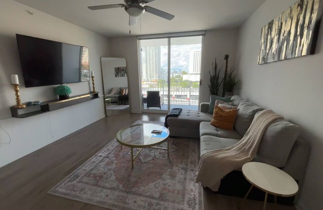 Cozy 1-bedroom condo in charming Fort Lauderdale 10 mins from Airport