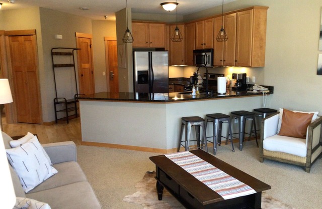 Cozy 1BR Condo at Northernaire – Lake Views & Northwoods Charm!