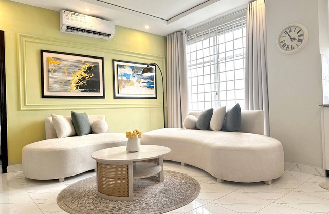 Cozy 1BR Designer Apartment, Gulberg Greens