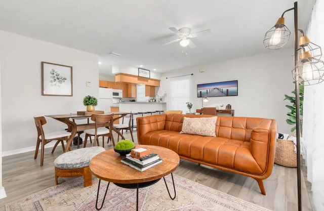 Cozy 2/1 Walkable to dwtn Safety Harbor