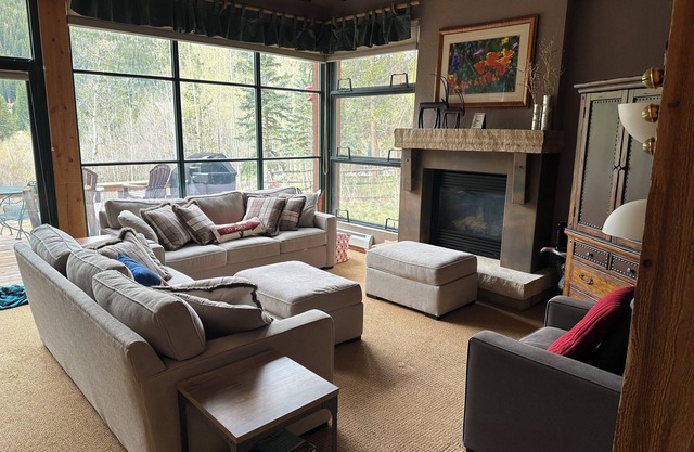 Cozy 2 Bedroom Keystone Townhouse Minutes From Lifts