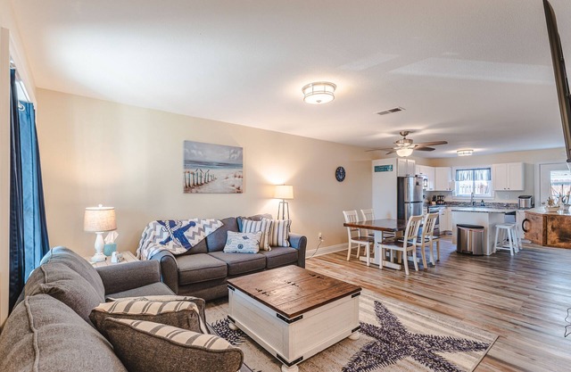 Cozy 2bed/1.5bath beach townhome!! 75 steps to the beach! Stunning ocean view!
