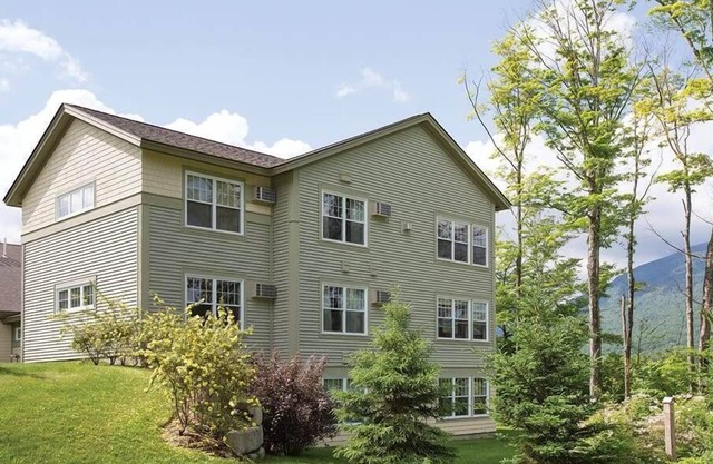 Cozy 3BR– Smugglers' Notch Getaway!