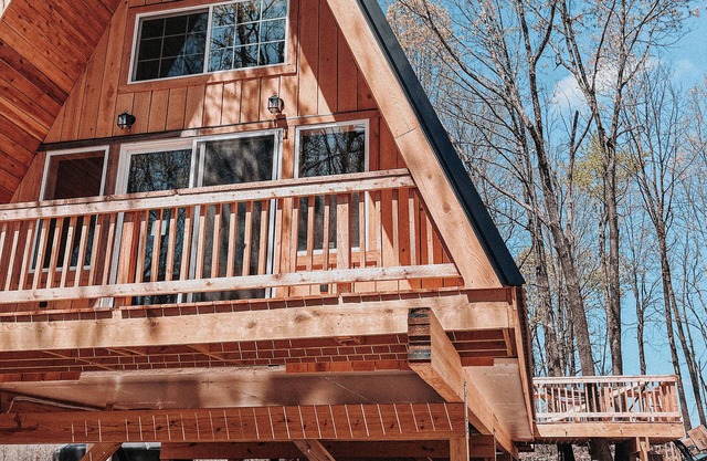COZY A Frame Cabin In The Woods Near Branson MO