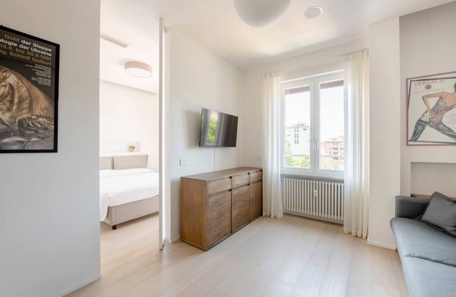Acogedor y Elegante Apartamento de Dos Habitaciones en el Corazón de la Ciudad