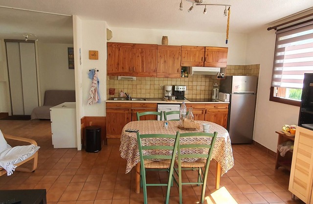 Apartamento La Salle les Alpes, 2 dormitorios, 6 personas