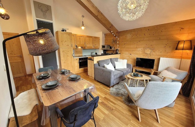 Apartamento acogedor en Les Gets con aparcamiento y WIFI, cerca de las pistas
