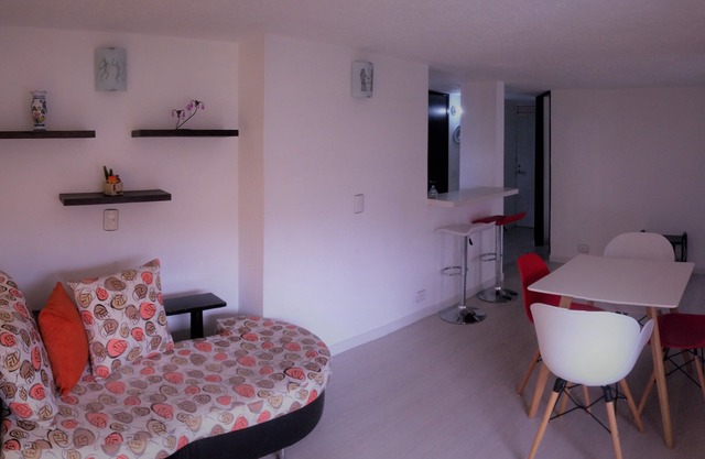 Acogedor apartamento en el norte de Bogotá con todo + TV + WIFI