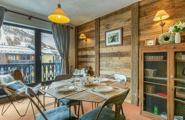 Apartamento coqueto y cuidado con wifi y parking cubierto en Val-d'Isère