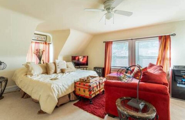 Amplia 1BR Apt-Primer Lugar NYC Trans Pública. 2015 de Estados Unidos Gran Main St