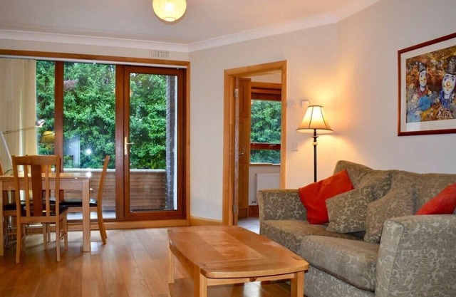 1 Bedroom Apartment In Ballsbridge