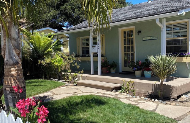 Santa Cruz Yacht Harbour BEACH Cottage ubicado a 2 cuadras de TWIN LAKES BEACH
