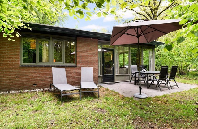 Acogedor bungalow en Putten
