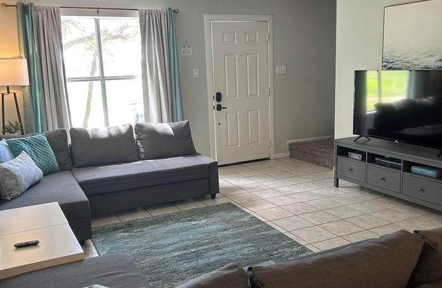 Cozy Coastal Condo in Corpus Christi w/Pool