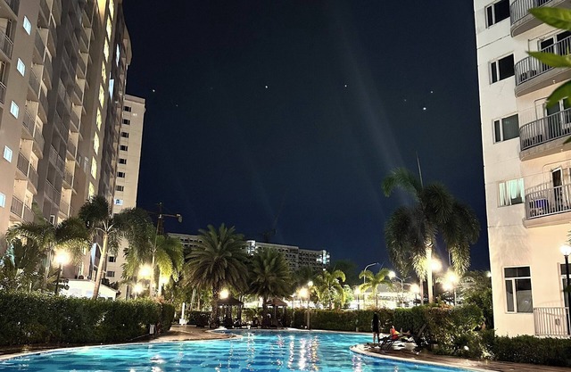 Cozy Condo at South Residences