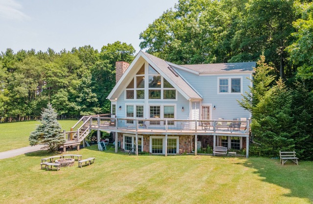 Glen Woods: Lake Access, Dogs Welcome, Hot Tub!