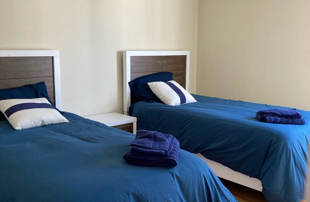 Cozy, Elegant and Bright 2 bed in the East End