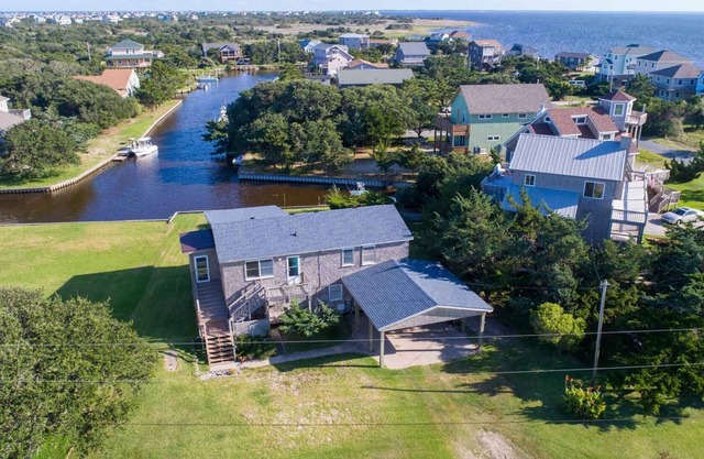 Cozy Fishing Cottage w/ water access, minutes from Hatteras National Seashore