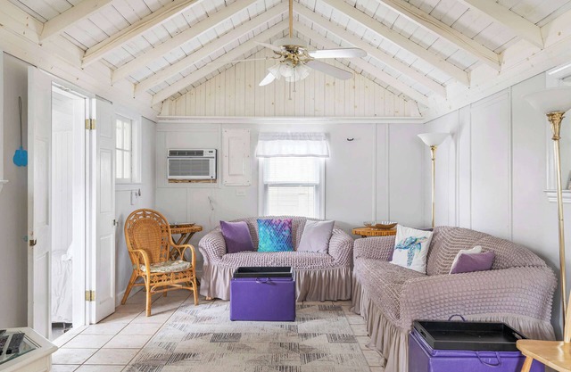 Cozy Gem | Atlantic Ocean