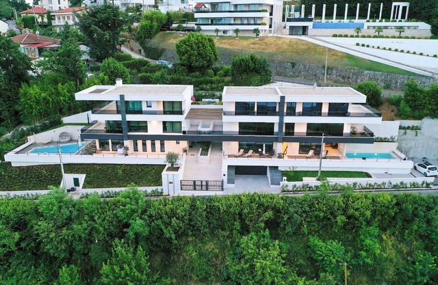 Acogedora casa en Icici con vista al.